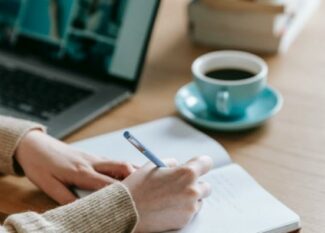Proofreading Makalah Penelitian Kamu